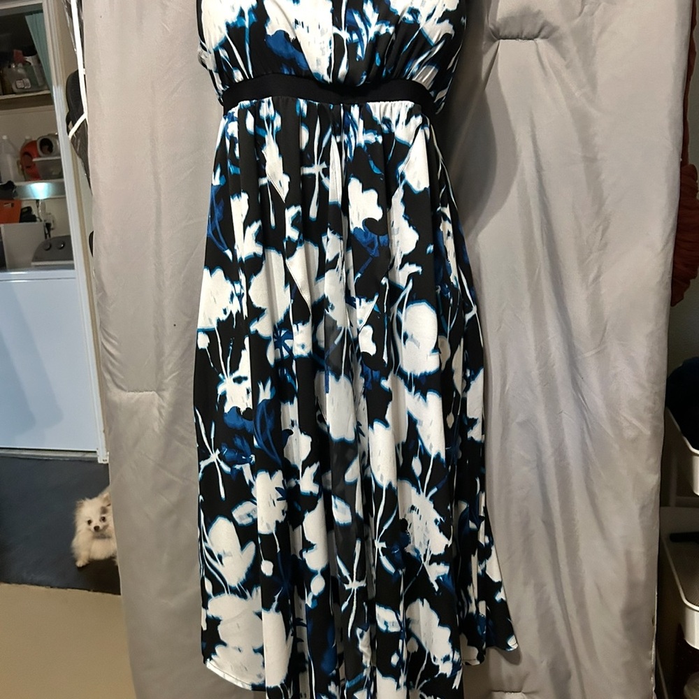 Simply Vera Vera Wang Black and Blue Floral Dress